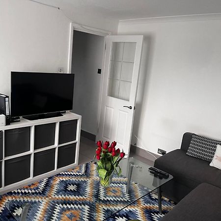 Plaistow Comfort Stay London Exterior photo