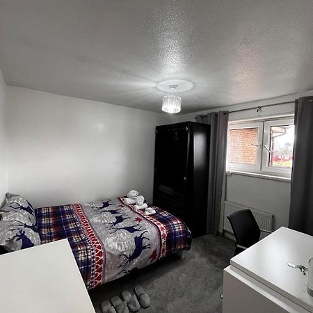 Plaistow Comfort Stay London Exterior photo