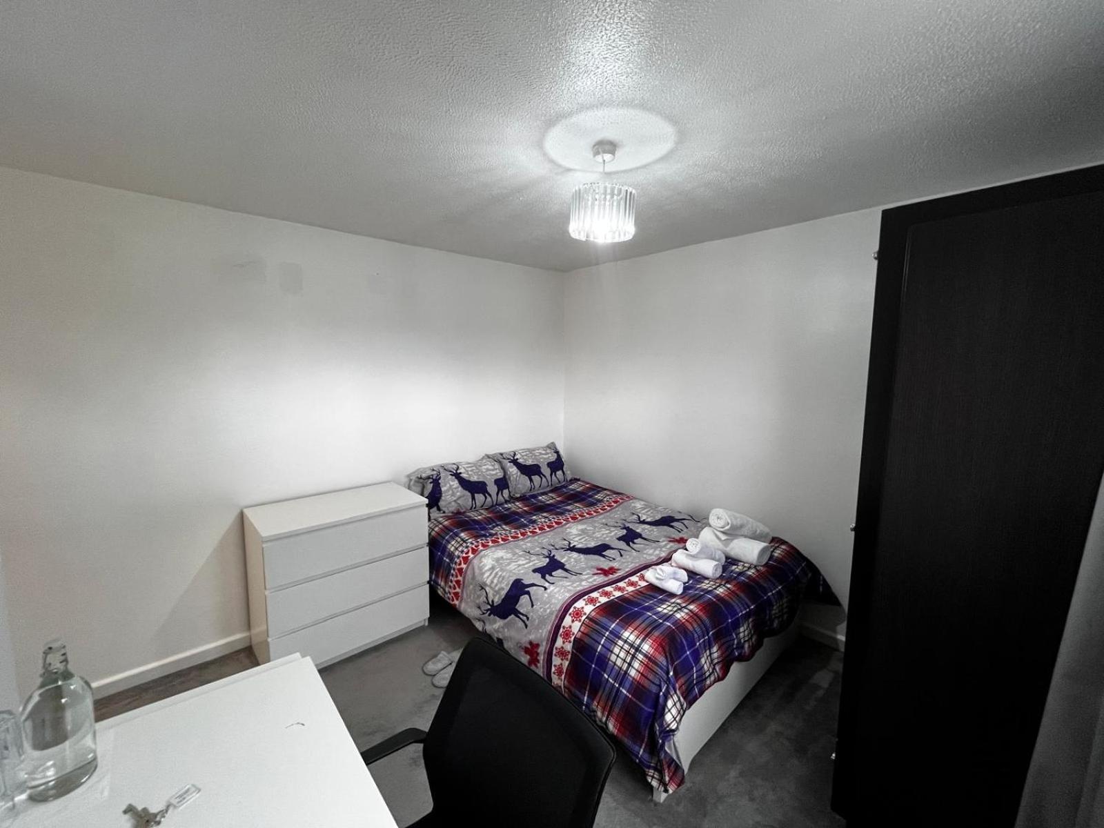 Plaistow Comfort Stay London Exterior photo
