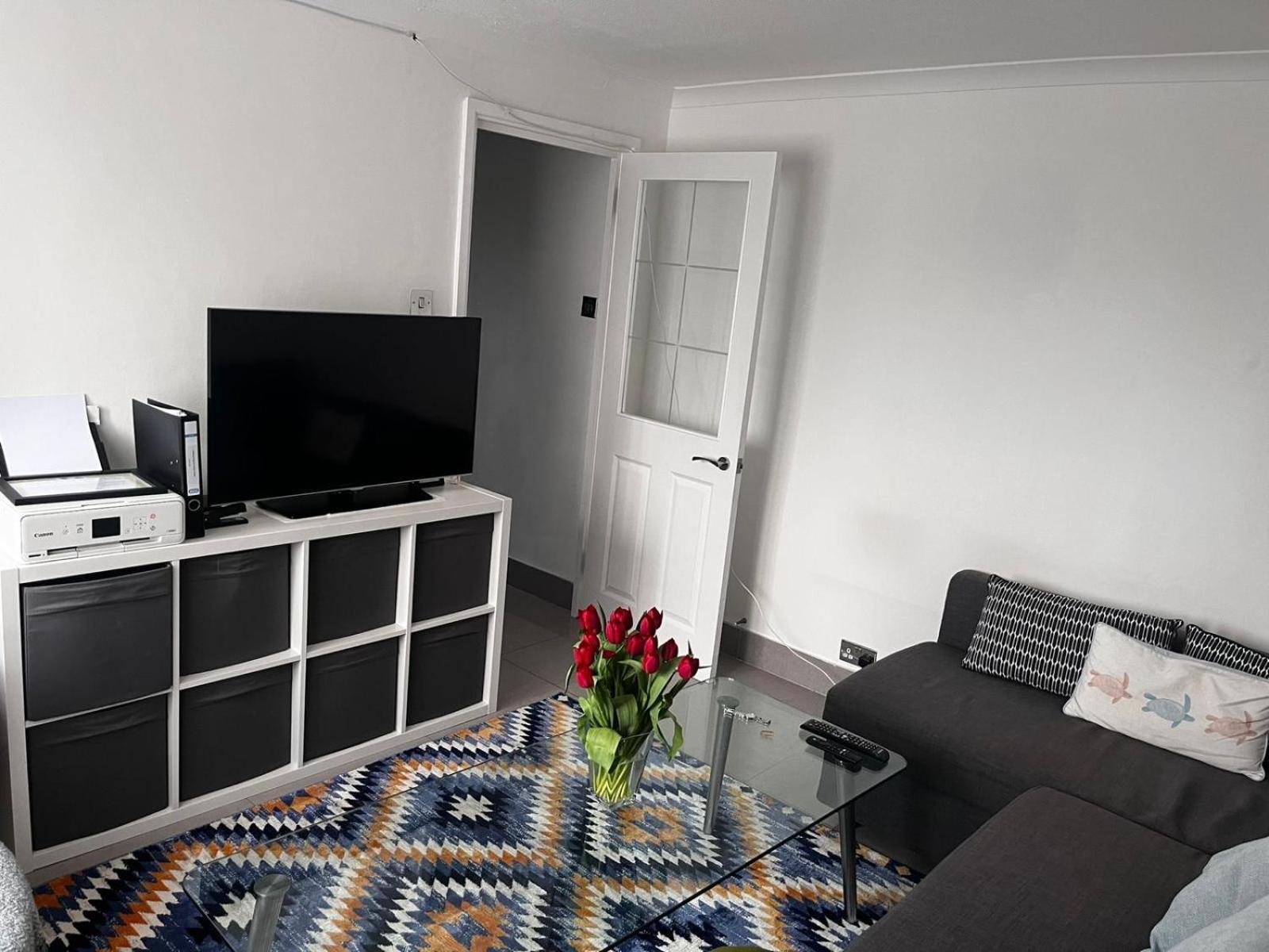 Plaistow Comfort Stay London Exterior photo